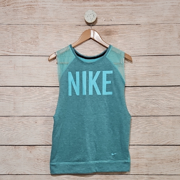 Nike Dri-Fit Women's Aqua Muscle Tee Tank Small - Picture 1 of 7